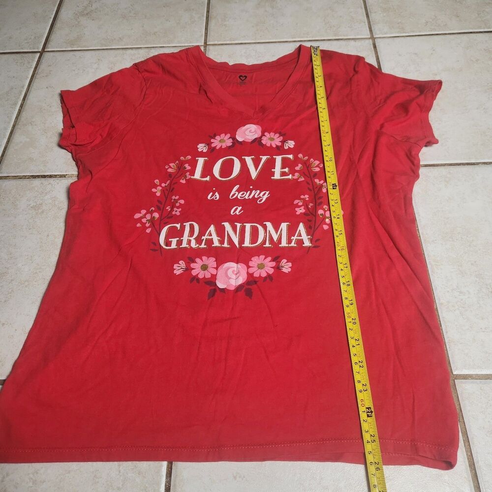 Womens Plus 2X 18W/20W Red Cotton Knit V-Neck Graphic Tee Love Grandma GTTG6135G - Picture 6 of 7